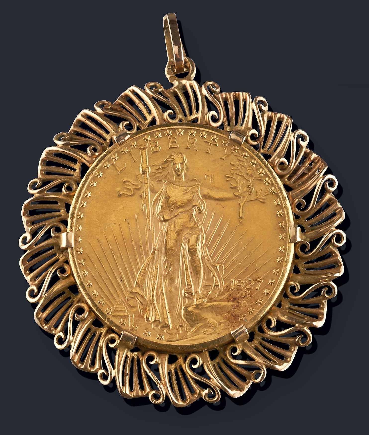 PENDENTIF en or jaune (750) sertissant une...
