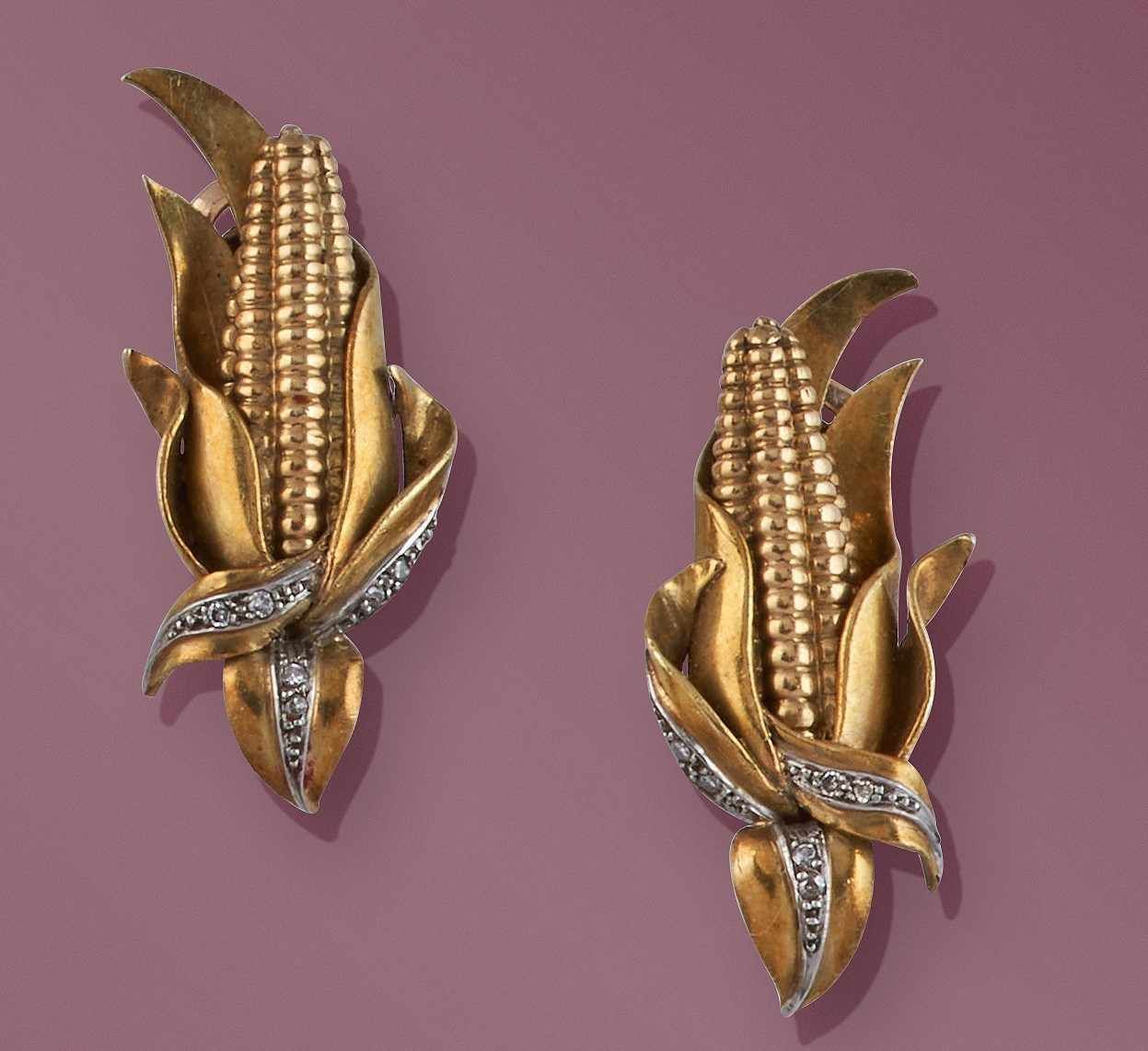 PAIRE DE CLIPS D'OREILLES en or jaune (750)...