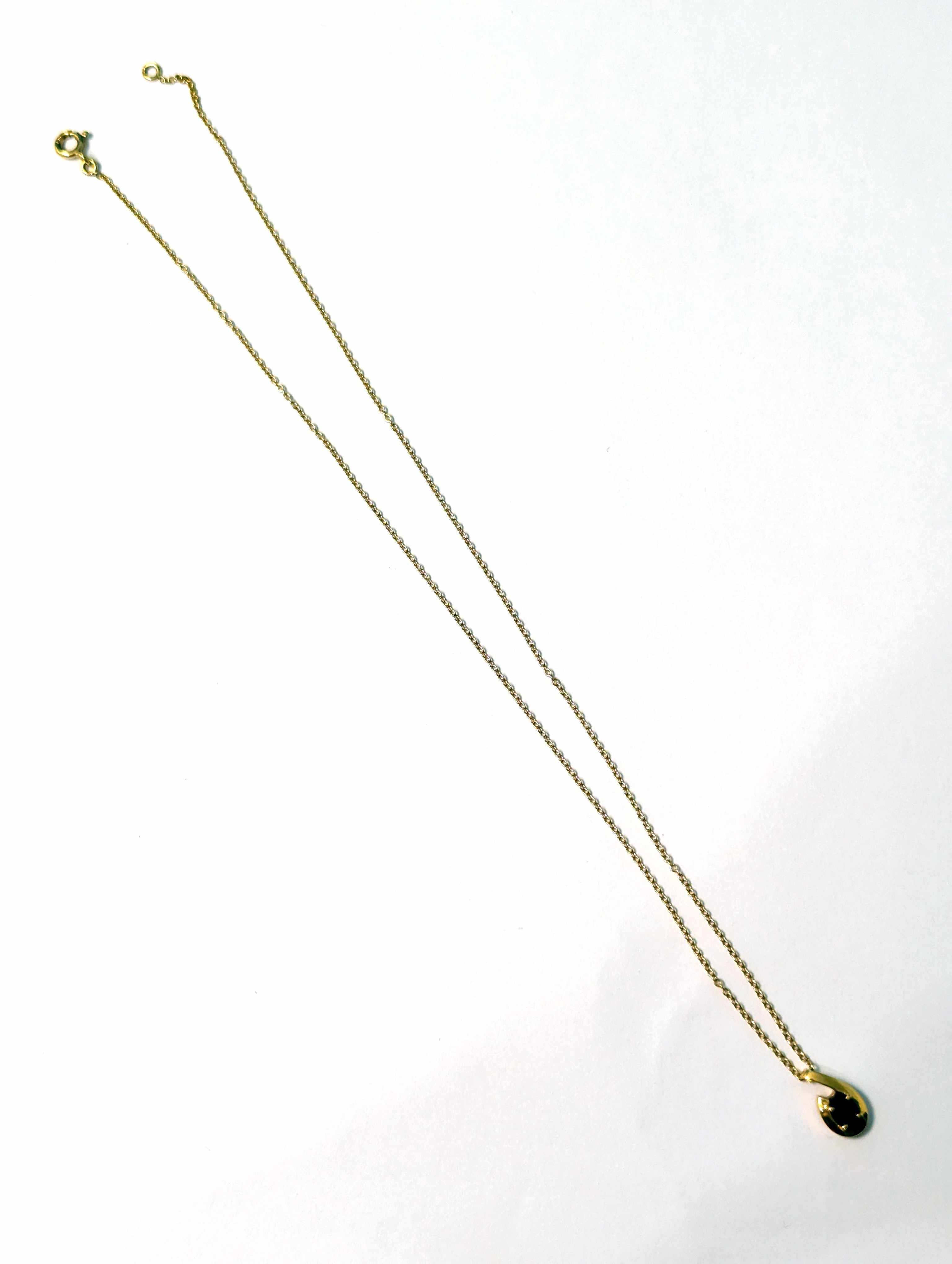 COLLIER CHAINE en or jaune (750) et PENDENTIF...