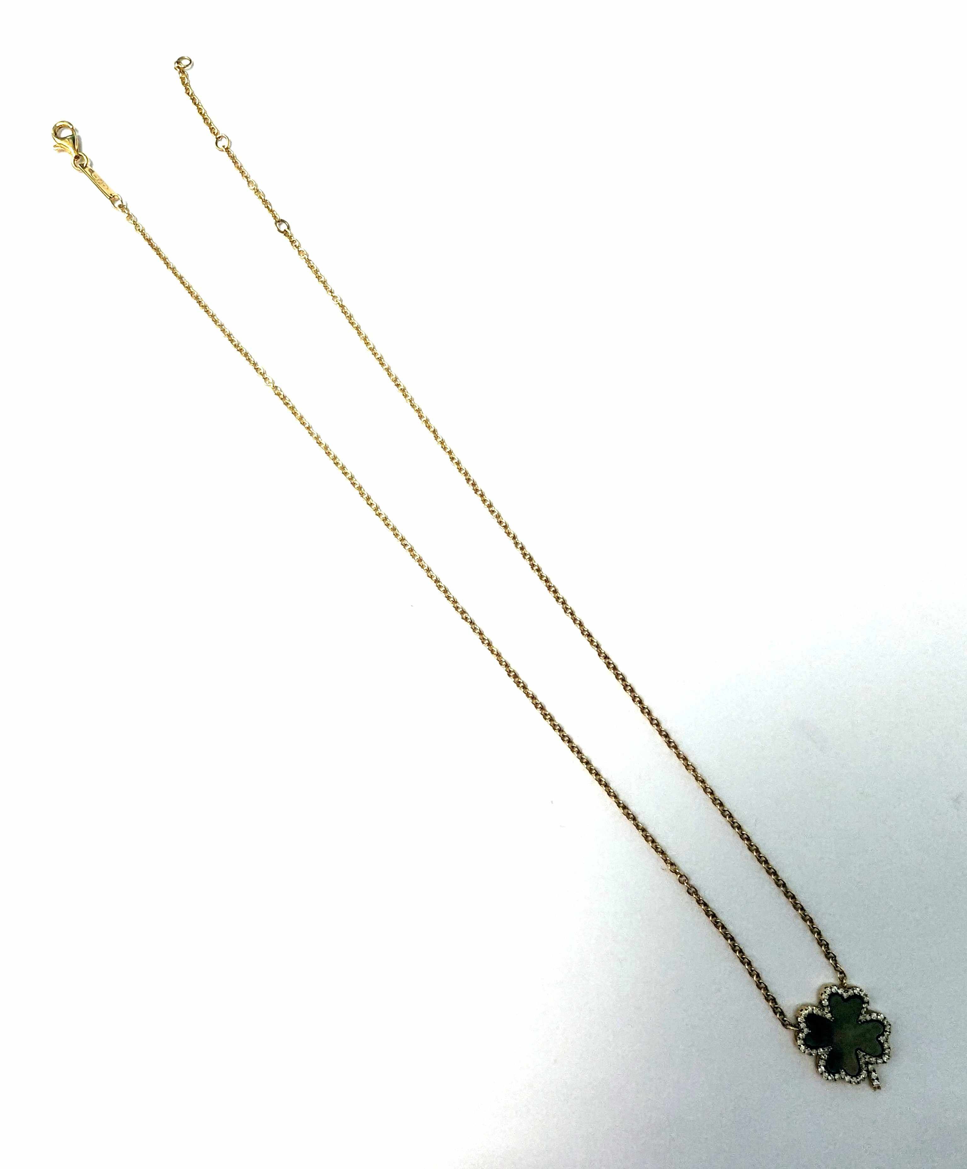 COLLIER CHAINE en or jaune (750) et PENDENTIF...