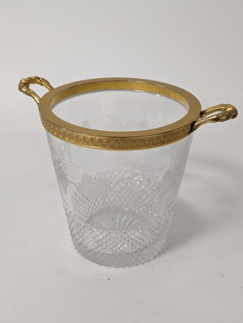 SEAU A CHAMPAGNE en cristal taillé en pointe...