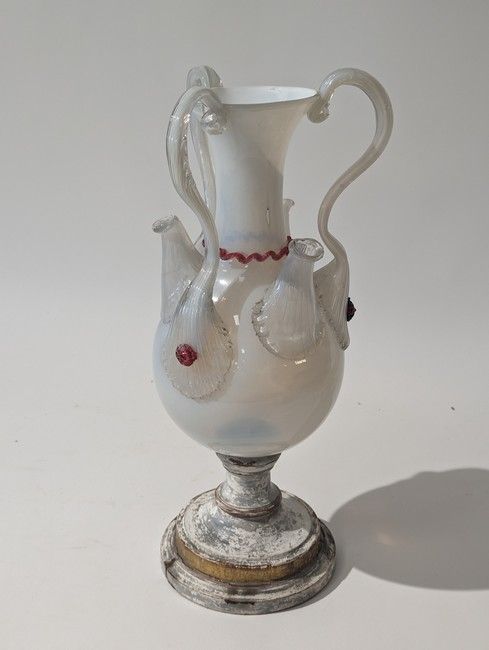VASE BOUQUETIERE en verre soufflé teinté...