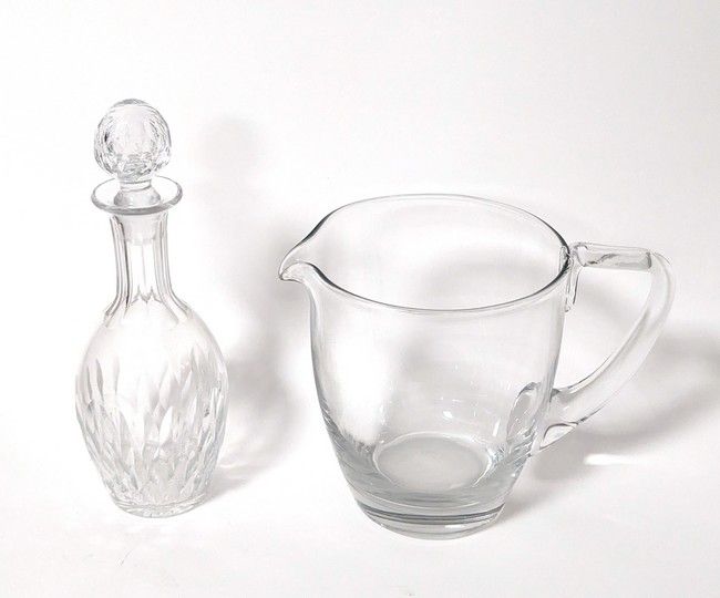 PICHET et CARAFE en cristal, modèles div...