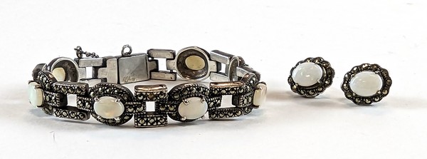 DEMI-PARURE en argent (925) comprenant un...