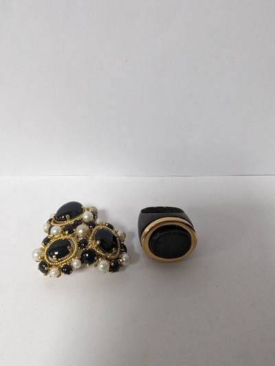 CHRISTIAN DIOR