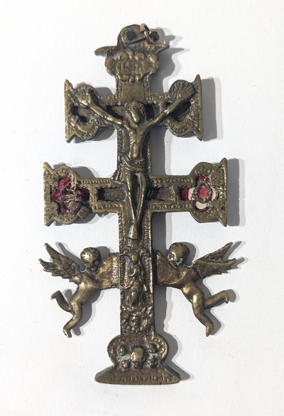 CROIX DITE DE CARAVACA en bronze à décor...