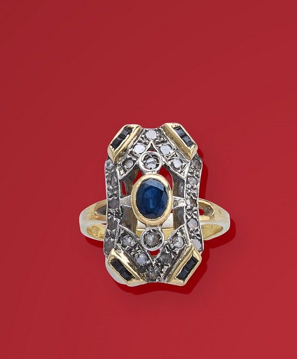 BAGUE en or jaune et gris (750), à plateau...