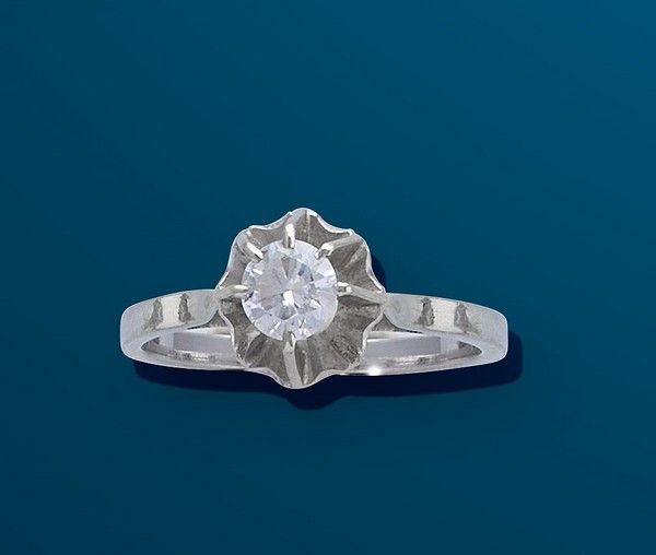 SOLITAIRE en or gris (750) avec diamant taille...