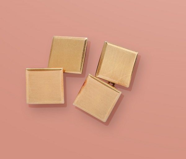 PAIRE DE BOUTONS DE MANCHETTES en or (750)...