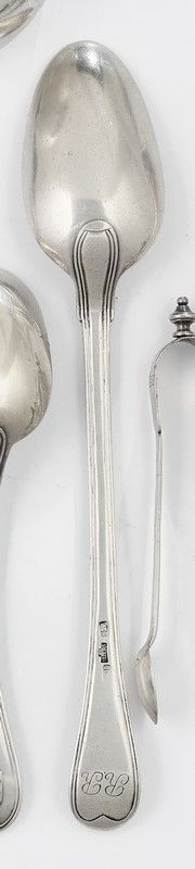CUILLERE A RAGOUT en argent, modèle à filets,...