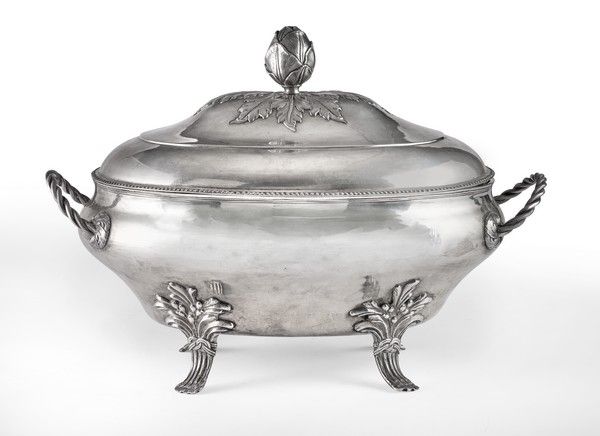 IMPORTANTE SOUPIERE en argent (84 zolotniks...