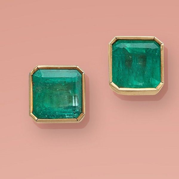 PAIRE DE BOUTONS D'OREILLES en or (750),...