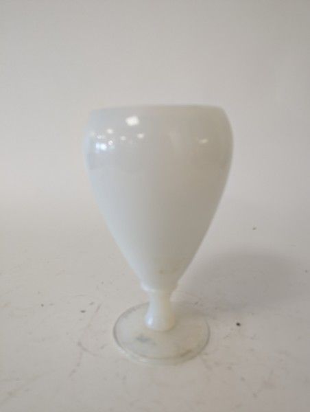 COUPE en opaline blanche