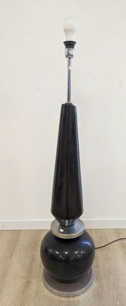 LAMPADAIRE contemporain noir et chromé à...