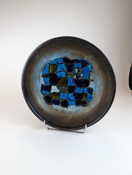 COUPE circulaire en céramique émaillée polychrome...
