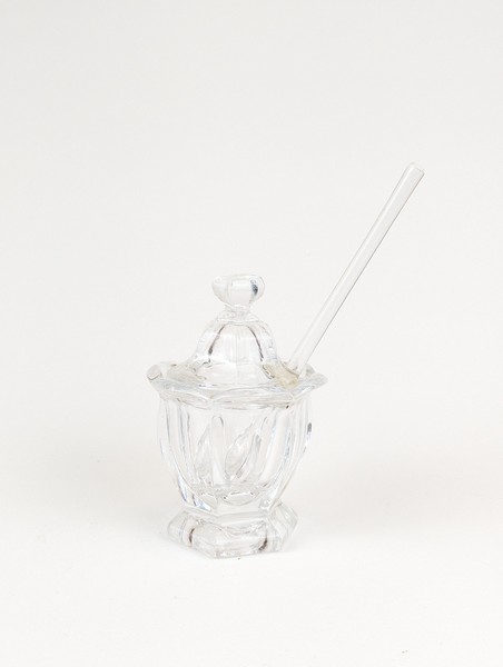 PETIT MOUTARDIER couvert en cristal moulé...