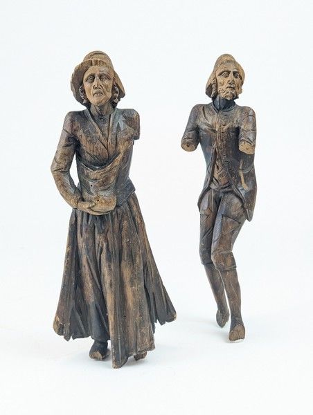 DEUX STATUETTES en bois sculpté représentant...