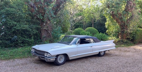 CADILLAC Series 62 Convertible, 1961.