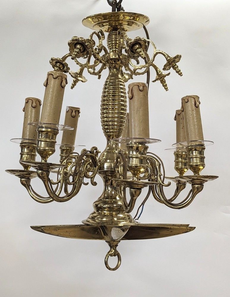LUSTRE hébraïque en bronze doré à sept bras...