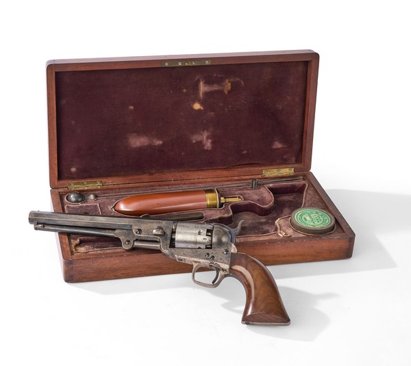 COFFRET DE REVOLVER COLT NAVY 1851, ayant...