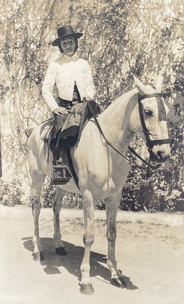 [PORTRAITS & VERNACULAIRE] ANONYME (XX s...