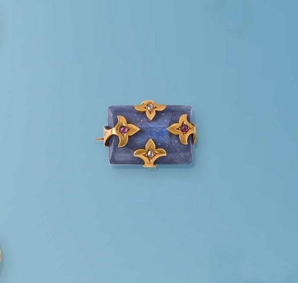 BROCHE rectangulaire en or jaune (750) sertissant...
