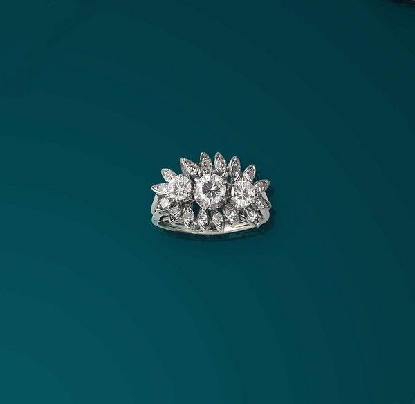 BAGUE en or gris (750) et platine (850) à...