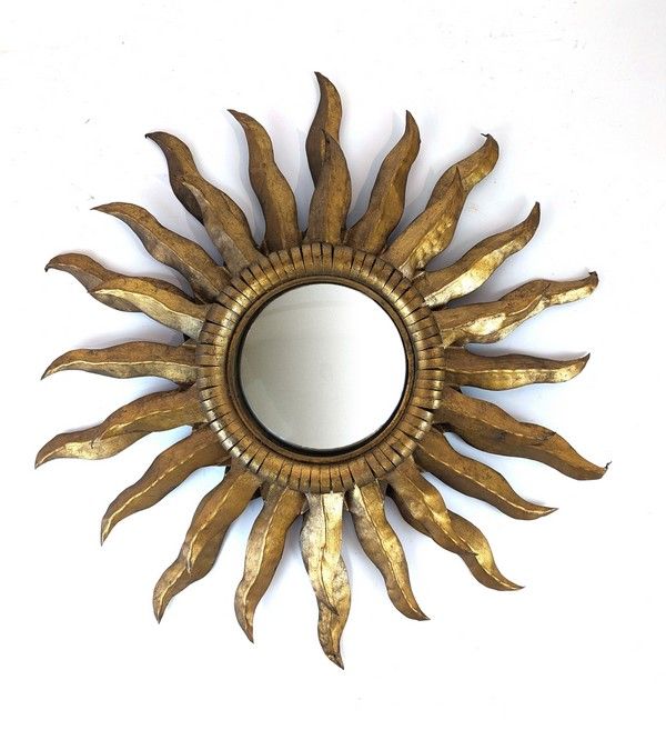 MIROIR-SORCIERE circulaire dans un cadre...