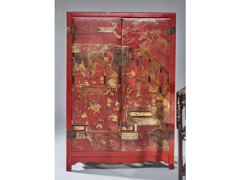 ARMOIRE rectangulaire à deux portes en laque...