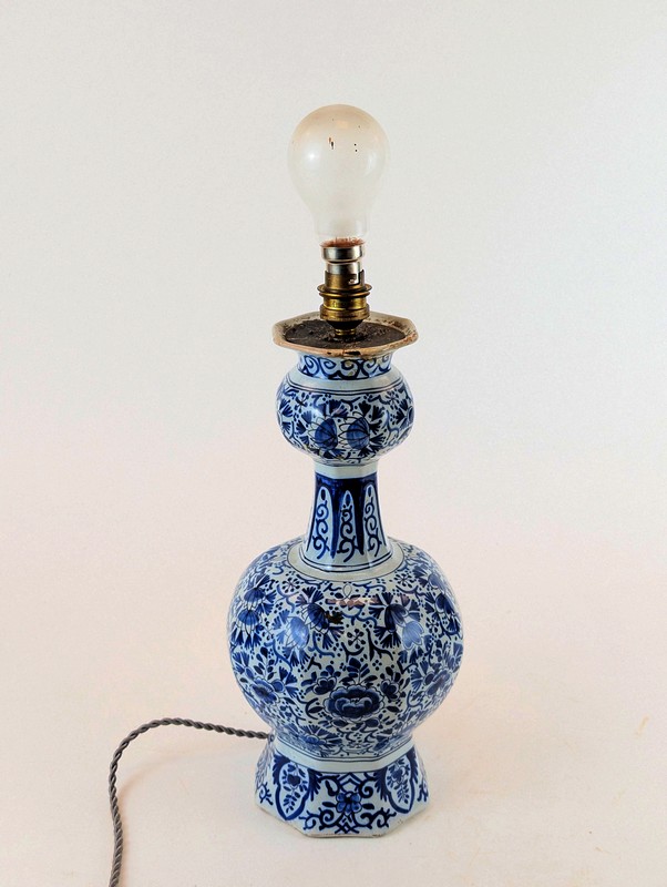 DELFT, XVIIIe siècle