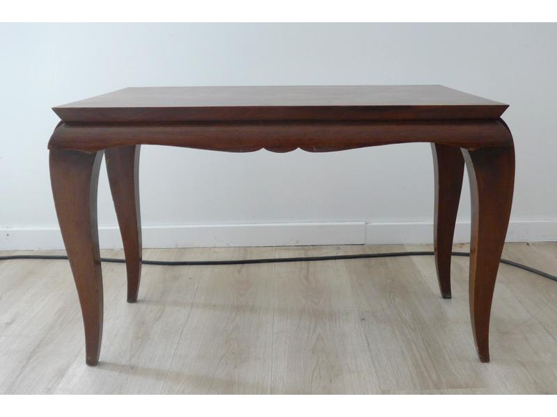 TABLE BASSE rectangulaire en placage d'acajou...