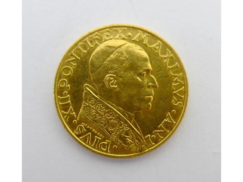 PIECE en or jaune de 100 lire.