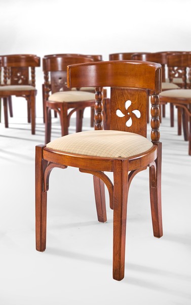 THONET pour le BAR BASQUE de SAINT-JEAN-...