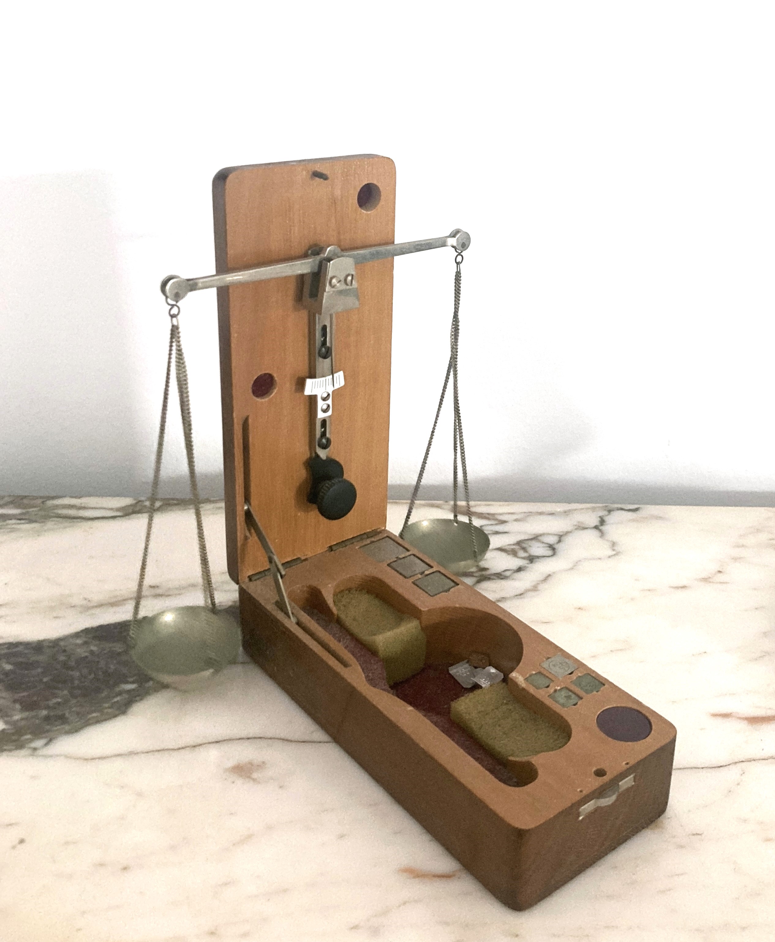 PETITE BALANCE TREBUCHET HAIGIS, dans sa...