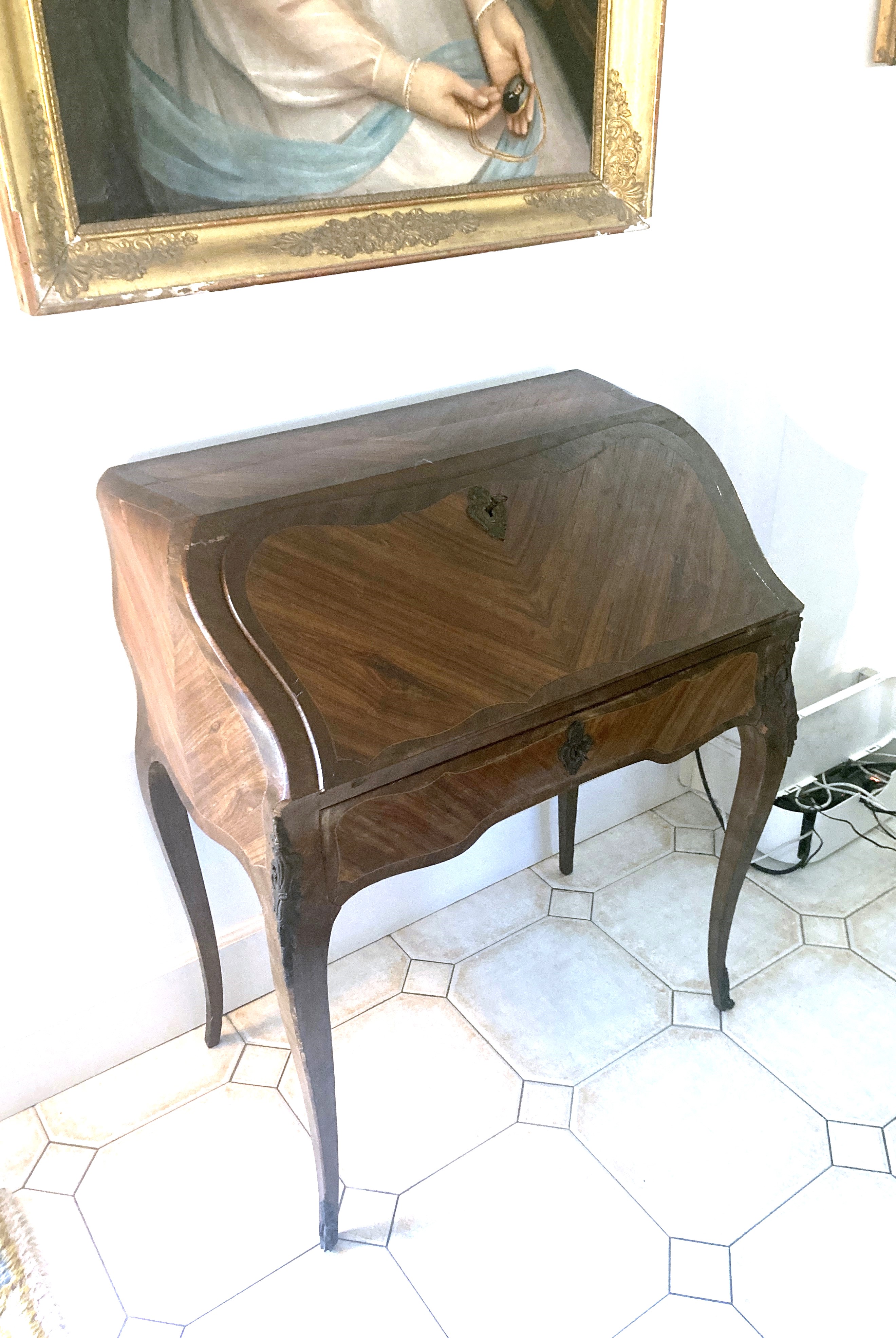 PETIT BUREAU DE PENTE galbé et plaqué toutes...