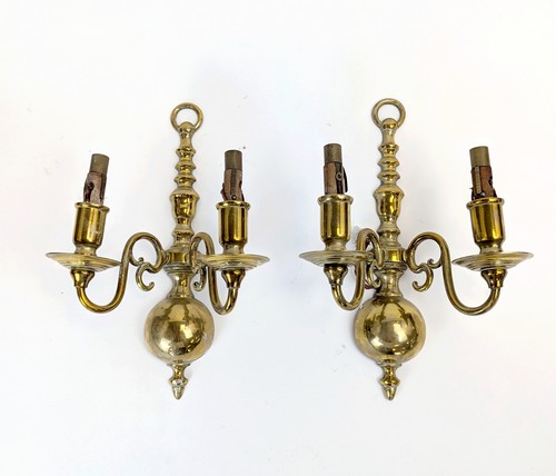 PAIRE D'APPLIQUES en bronze doré de forme...