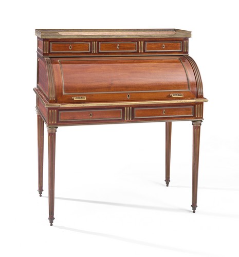 BUREAU A CYLINDRE en acajou, placage d'acajou...