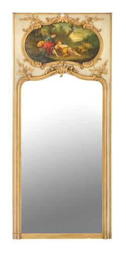 TRUMEAU à miroir en chapeau de gendarme dans...