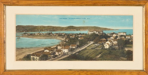 DEUX CHROMOLITHOGRAPHIES en couleurs représentant...