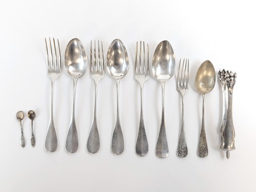 ENSEMBLE DE COUVERTS en argent (950) divers,...