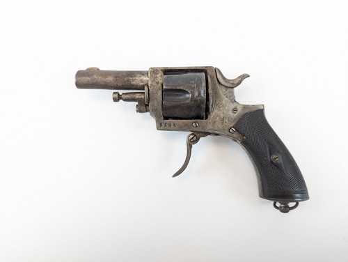 Revolver Bulldog cinq coups calibre380.