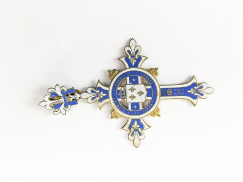 Croix de fidélité au Comte de Chambord en...