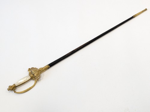 Épée de membre du corps diplomatique.