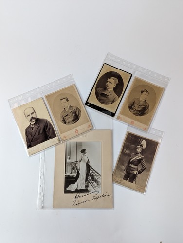 Ensemble de six photographies relatives à...