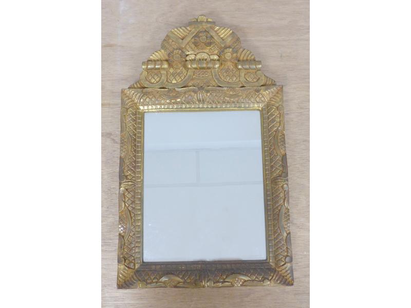 PETIT MIROIR rectangulaire à fronton en bois...