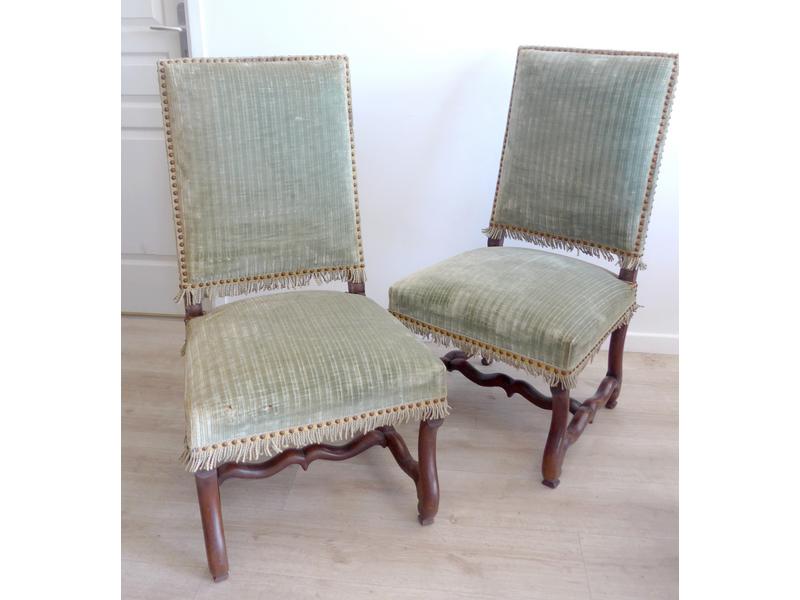 PAIRE DE CHAISES en bois tourné dit "en os...