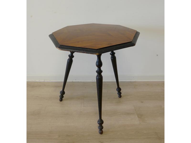 TABLE GUERIDON octogonale en placage de bois...