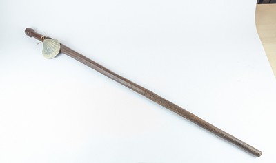 BÂTON DE PELERIN ou BOURDON, monoxyle, sculpté...