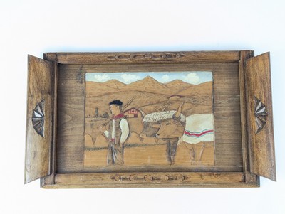 PLATEAU rectangulaire en bois sculpté et...