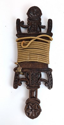 ARGIZAIOLA en bois mouluré et sculpté en...